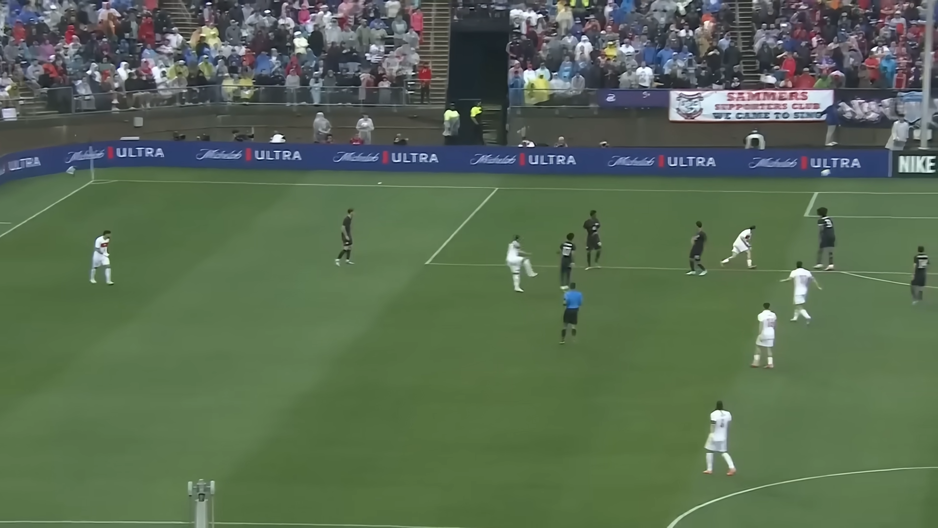 Image credit : @ussoccer via youtube